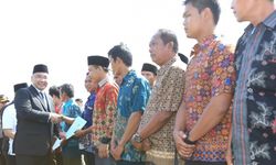 Menteri Eko Ajak Masyarakat Bengkulu Membangun Desa