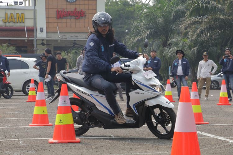 Kegiatan test ride Suzuki Nex II 