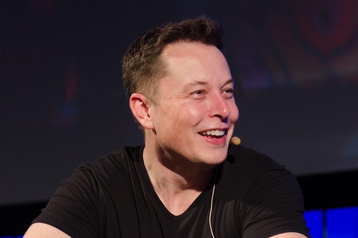 Chief Executive Officer (CEO) Tesla, Elon Musk, memecat Omead Afshar, Wakil Presiden Manufaktur dan Operasi Tesla, di tengah penurunan penjualan mobil listrik perusahaan di sejumlah pasar utama.