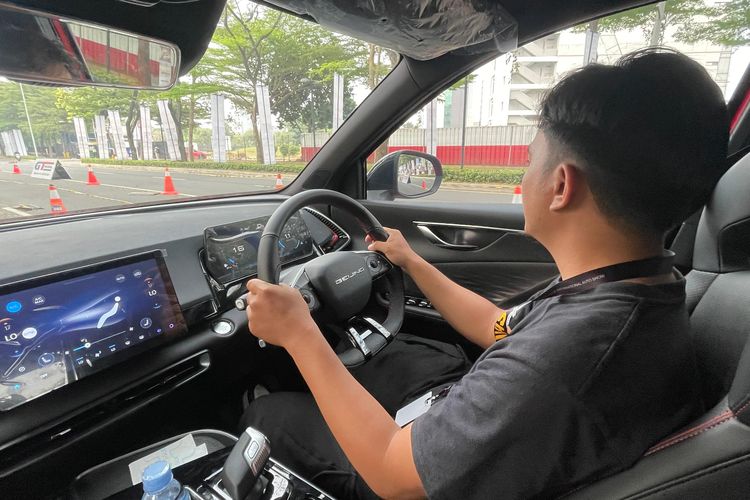 Test drive BAIC X55 II di GIIAS 2024