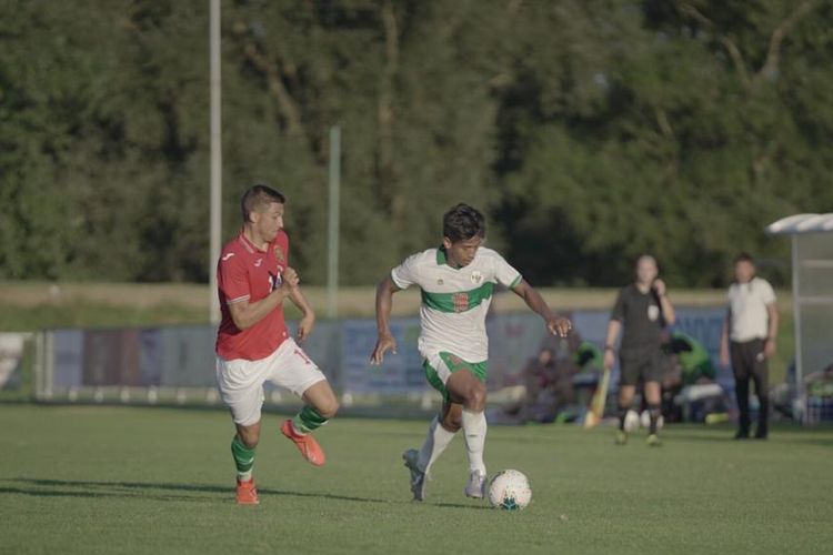 Aksi Irfan Jauhari pada laga uji coba timnas U19 Indonesia vs Bulgaria di Kroasia, Sabtu (5/9/2020).