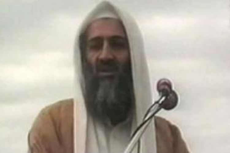 Osama bin Laden tewas setelah disergap pasukan AS di Abbotabad. 