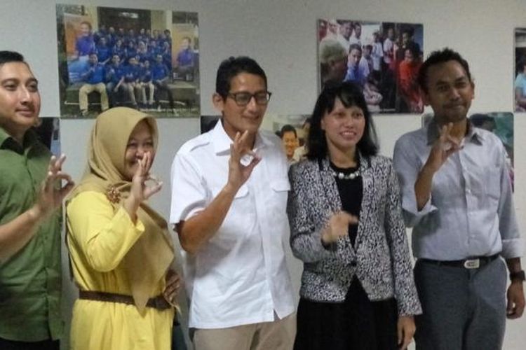 Calon wakil gubernur DKI Jakarta, Sandiaga Uno saat di Posko Melawai, Jakarta Selatan, Kamis (9/3/2017).