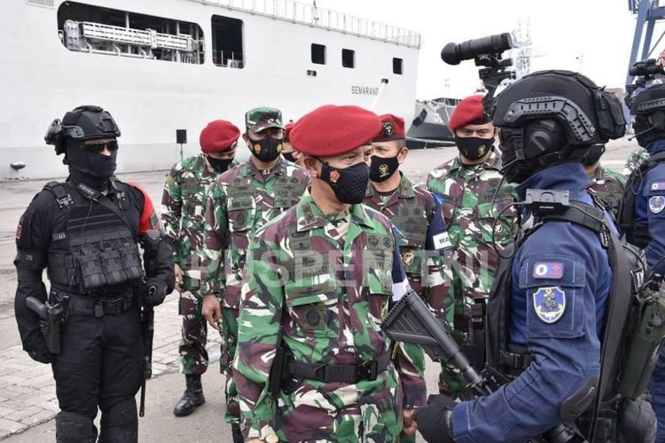 Komando Operasi Khusus (Koopssus) menggelar latihan penanggulangan antiteror (Latgultor) di Pelabuhan JICT II Tanjung Priok, Jakarta Utara, Senin (23/11/2020).