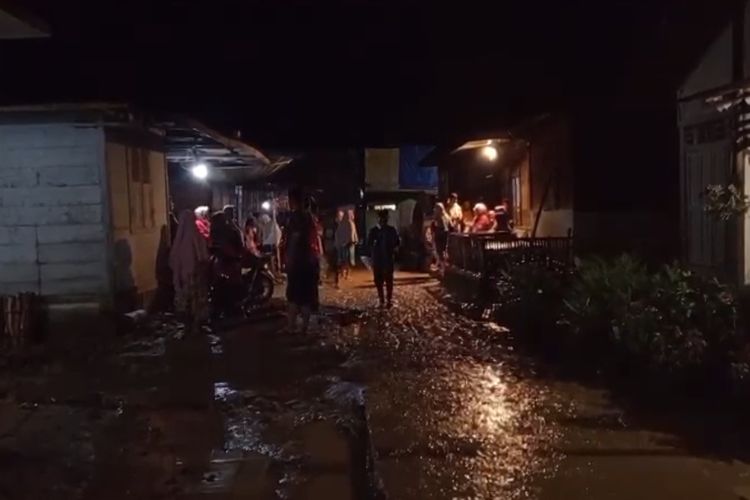Banjir Bandang Terjang Pasaman Sumbar: 1 Warga Hilang Terseret Arus, 55 Rumah Terdampak