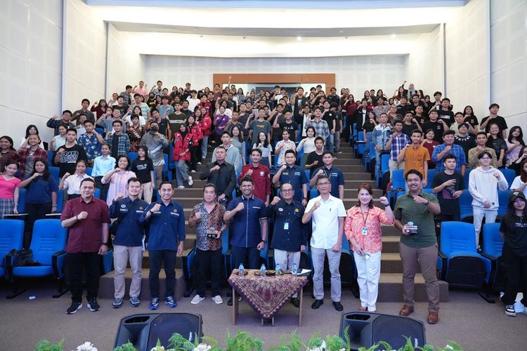 Seminar Umum Mahasiswa dengan tema ?Sinergi Pengelolaan dan Pemanfaatan Hilir Migas Berkelanjutan? di Fakultas Teknik Universitas Sam Ratulangi (FT-UNSRAT), Manado, Sulawesi Utara (Sultra), Kamis (7/11/2024). 