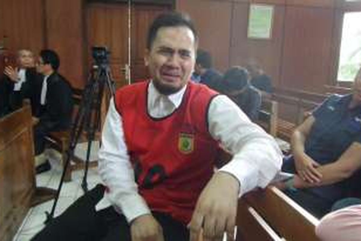 Saipul Jamil dalam ruang sidang Pengadilan Negeri Jakarta Utara, Senin (16/5/2016).