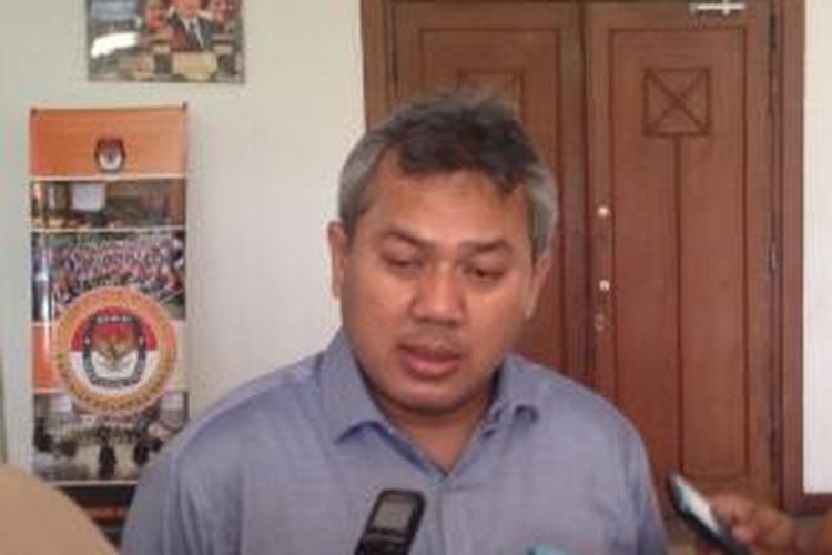 Komisioner Komisi Pemilihan Umum Arief Budiman, di KPU Pusat, Jakarta, (9/6/2014).