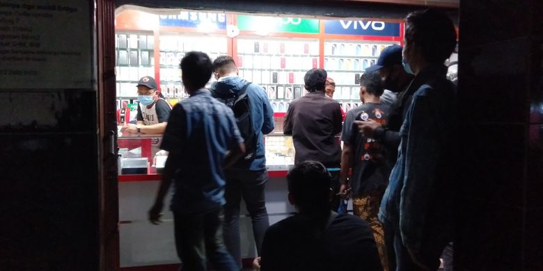 Ratusan Ponsel Ilegal Disita Bea Cukai Ps Store Masih Beroperasi Halaman All Kompas Com