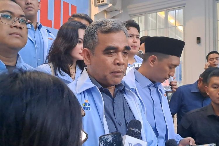 Wakil Ketua TKN Prabowo-Gibran, Ahmad Muzani saat ditemui di markas TKN Fanta, Jakarta Pusat, Kamis (14/12/2023). 
