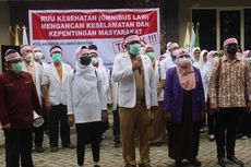 Tolak RUU Omnibus Law Kesehatan, Dokter dan Nakes di Jombang Demo