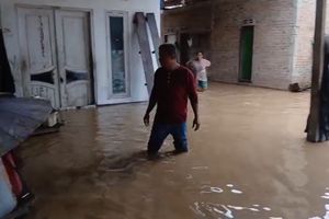 Banjir di Padang, 2 Kecamatan Paling Terdampak, Lebih dari 100 Jiwa Dievakuasi