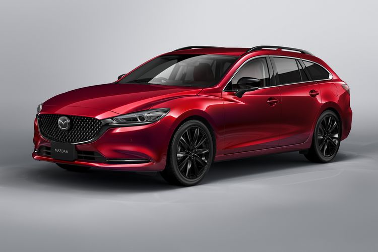  Mazda baru saja merayakan 20 tahun kehadiran Mazda6 dengan meluncurkan mobil edisi khusus yakni Mazda6 20th Anniversary Edition.