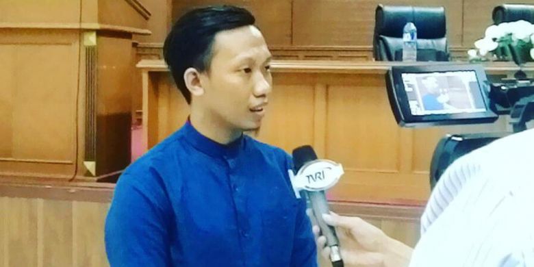 Pengamat ekonomi Suropati Syndicate, Muhammad Ardiansyah Laitte mengatakan, impor beras yang diminta BPS mengada-ada. Ia menyatakan itu di Jakarta, Jumat (26/10/2018)