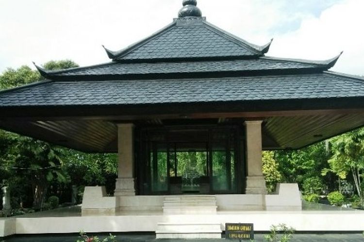Makam bung Hatta di TPU Tanah Kusir, Jakarta.