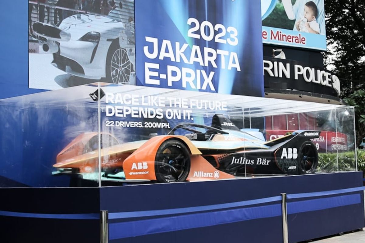 Mobil Balap Listrik Formula E