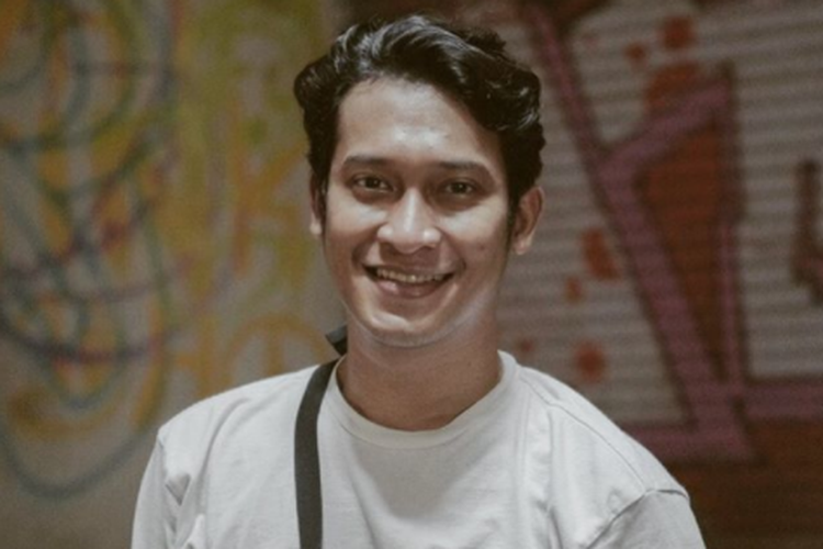 Aktor Ade Firman Hakim Meninggal Dunia Diduga Karena Covid 19 Halaman All Kompas Com