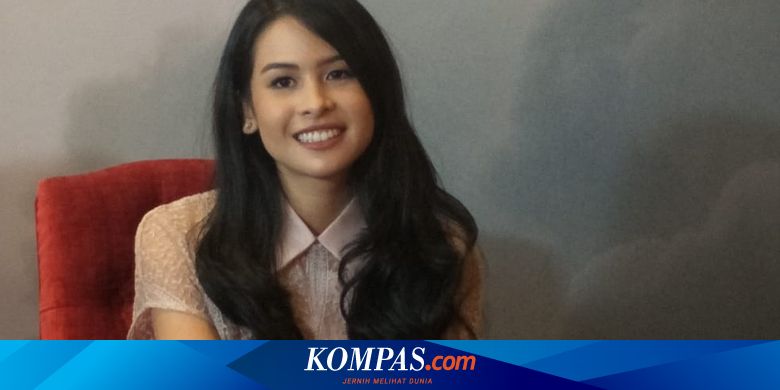 Lirik Dan Chord Lagu Kamu Dan Kenangan Dari Maudy Ayunda Am g f e angin malam berhembus am g c lirih dingin menyapa am g f e coba merasakan am g c am g f e tuhan kutanya cinta am g f e kemana arah dan tujuannya am g f e bila memang berpisah am g f e mengapa maut yang pisahkan. lirik dan chord lagu kamu dan kenangan