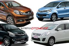 Adu Kelengkapan dan Fitur MPV 