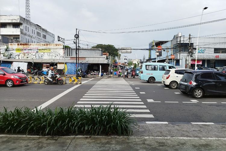 Kondisi pelican crossing di depan Jalan Jatinegara Timur 44B, Bali Mester, Jakarta Timur, pada Rabu (8/3/2023).
