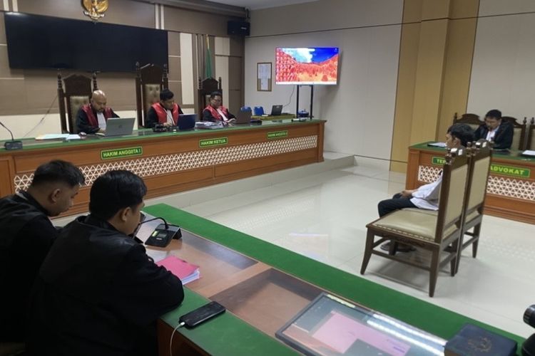 Vonis Ririn di Kasus Pembunuhan Satu Keluarga Indramayu Ditunda, Hakim Butuh Waktu Musyawarah