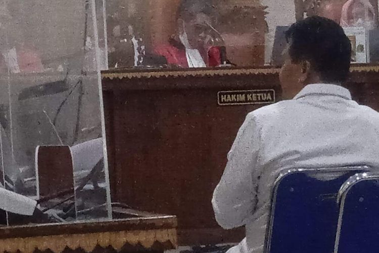 Ketua Panitia SMMPTN wilayah Barat Prof Aras Mulyadi di Pengadilan Tipikor Tanjung Karang, Kamis (9/2/2023).