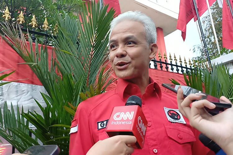 Hasto Jadi Sekjen PDI-P Lagi, Ganjar: Ketua Umum Punya Kewenangan Penuh