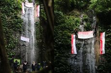 Kala Mahasiswa Aceh Kibarkan Merah Putih di Gunung dan Laut