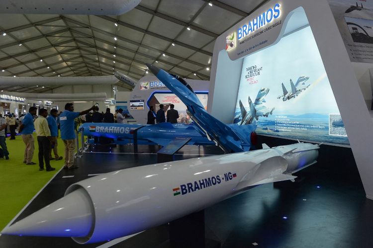 RI Beli Rudal Jelajah BrahMos dan Misil Astra dari India, Berapa Harganya?