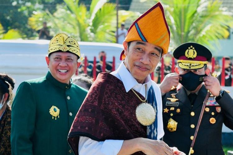 Foto: Presiden Joko Widodo saat berkunjung ke Ende pada Rabu (1/6/2022).