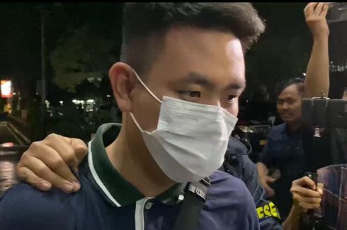 Ditangkap di Thailand, Christoper Stefanus yang Gelapkan Mobil Jessica Iskandar Tiba di Polda Metro