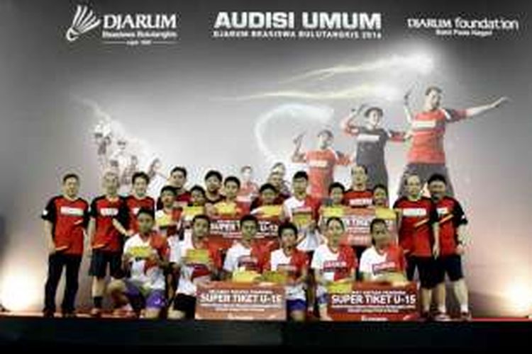  Para pemain yang lolos dari Audisi Umum Djarum Beasiswa Bulutangkis 2016, Minggu (24/4/2016).