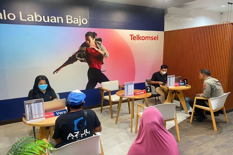 Telkomsel menyediakan 10 titik layanan yang siap melayani kebutuhan terkait beragam produk dan layanan digital Telkomsel selama gelaran KTT ASEAN 2023 di Labuan Bajo. 