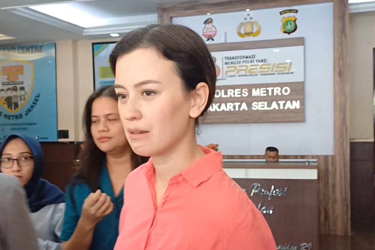 Kimberly Ryder saat ditemui di  Polres Metro Jakarta Selatan, Kamis (22/8/2024). 