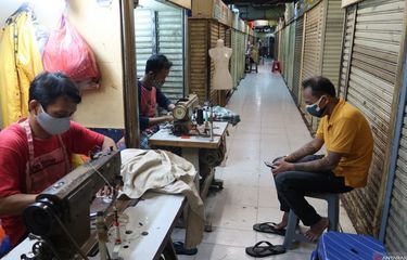 Nelangsa Tukang Permak Baju Menjelang Lebaran Tahun Ini, Tak Lagi ...