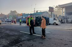 Bus Terguling di Jalan Yogyakarta-Magelang, Ditabrak Innova Ketika Putar Balik