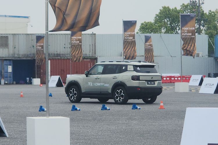 Test Drive Jetour T1