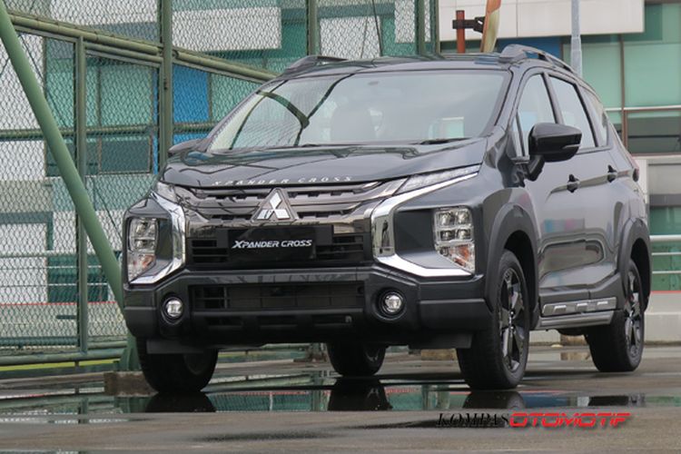 Mitsubishi Xpander Cross Rockford Fosgate Black Edition 2021