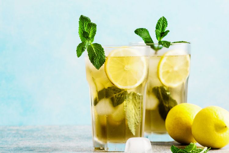 Manfaat teh hijau dengan lemon.
