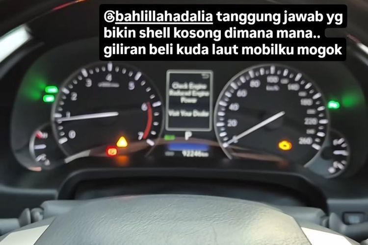 Lexus RX 300 milik Stella Kirana mogok usai diisi Pertamax