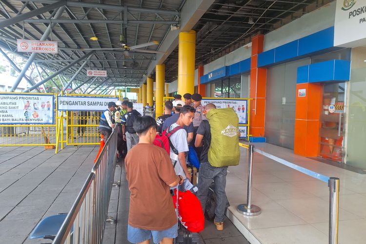 Mudik Lebaran 2025, Pelabuhan Tanjung Priok Mulai Dipadati Penumpang