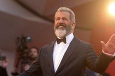 Rumahnya di Los Angeles Terbakar, Mel Gibson Tercengang karena Ayam