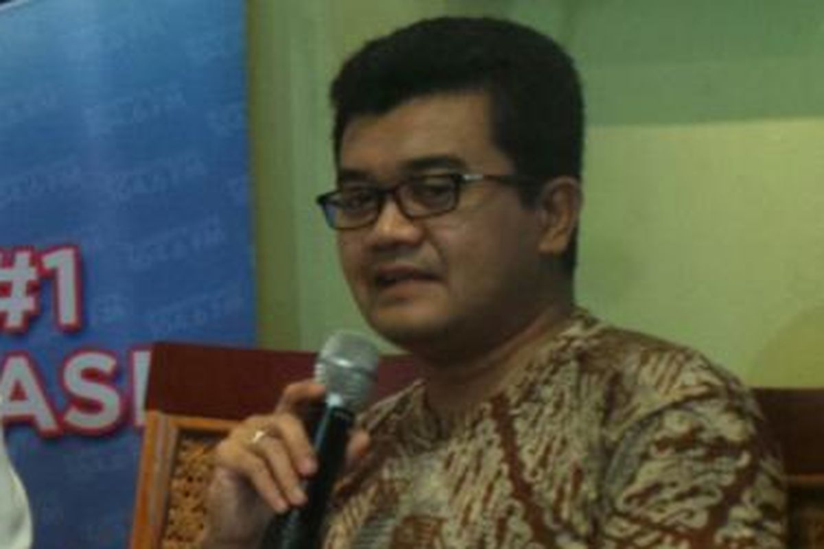 Pakar psikologi forensik Reza Indragiri Amriel, kanan, dalam sebuah diskusi di Jakarta.