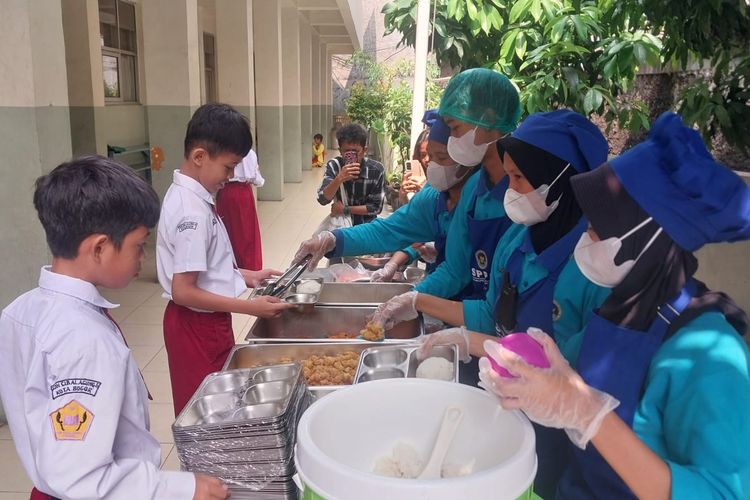 MBG Prasmanan di Bogor Diklaim Tekan Sisa Makanan dan Kurangi Risiko Keracunan