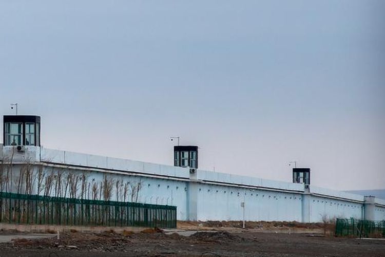 Kamp Penahanan No. 3 di Urumqi, Xinjiang, China