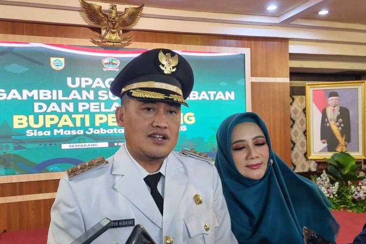 Bupati Pemalang Mansur Hidayat usai dilantik Pj Nana di Gedung Gradhika Bhakti Praja, Senin (9/10/2023).