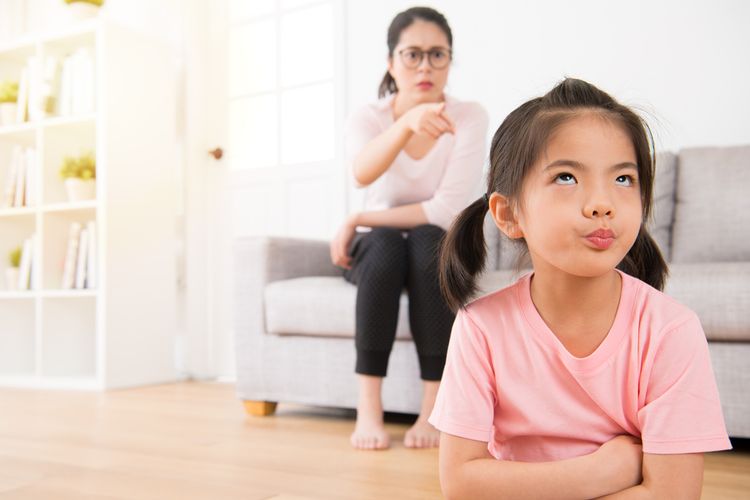 Ilustrasi anak tantarum. Psikolog mengingatkan bahwa kebiasaan sederhana di rumah, seperti memaksa anak atau mengabaikan penolakannya, bisa membuat anak tidak memahami batasan dirinya sendiri.