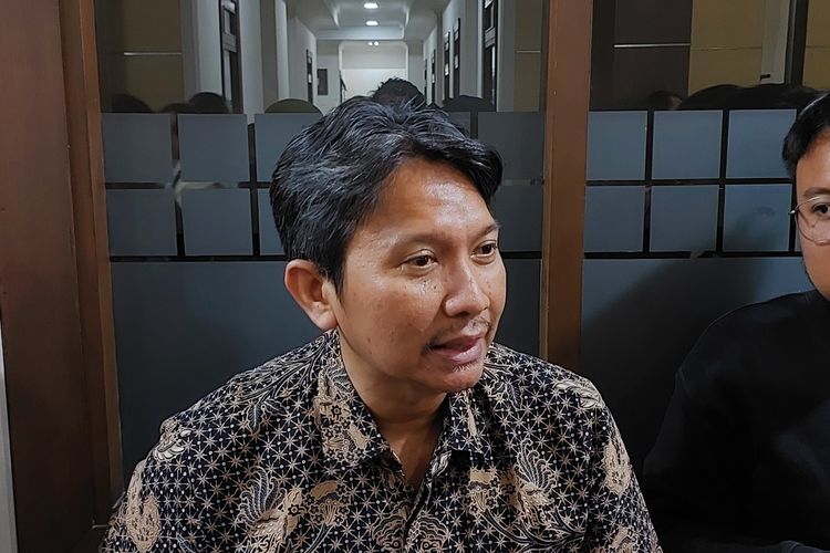 Sekjen ASSI, Sigit Jatiputro ketika ditemui KompasTekno dalam acara Focus Group Discussion yang dilakukan KPPU di Jakarta, Rabu (29/5/2024).