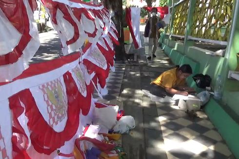 Kisah Penjual Bendera Merah Putih, Sebelum Pandemi Bisa Laku 100 Lembar Tiap Hari, Kini Paling Banyak 10