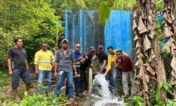 Penuhi Layanan Dasar Warga, PT NHM Revitalisasi Sarana Air Bersih di Desa Tabobo